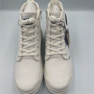 New Palladium Pallabase Twill Women's‎ Boot Size 8